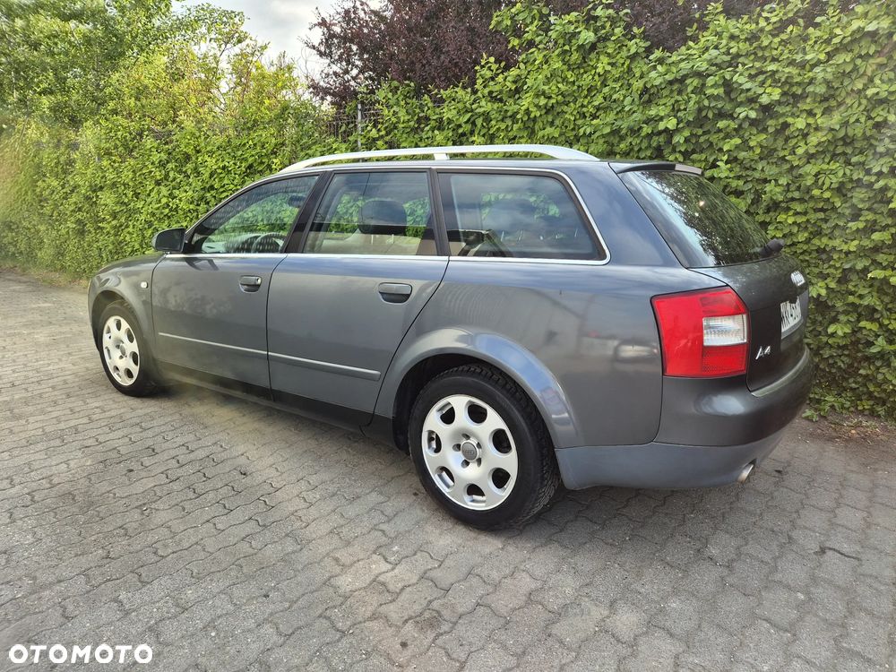 Audi A2 1.6 - 10