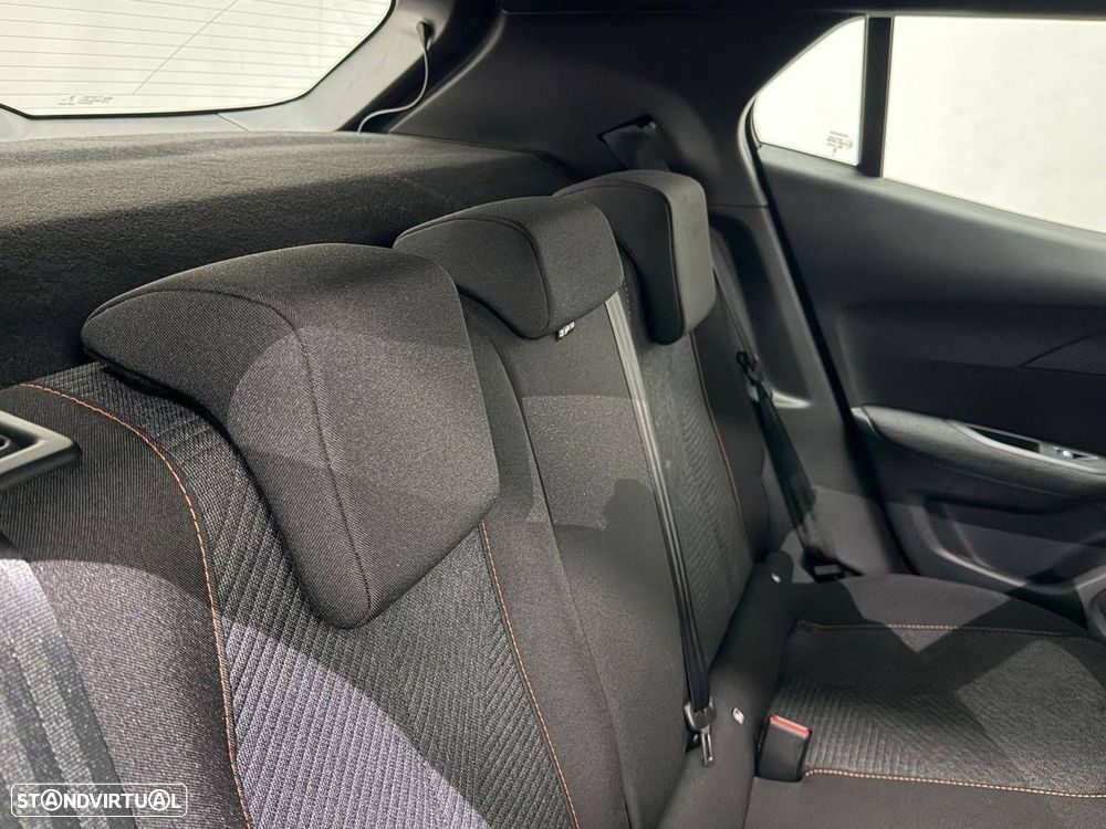 Peugeot 2008 - 20