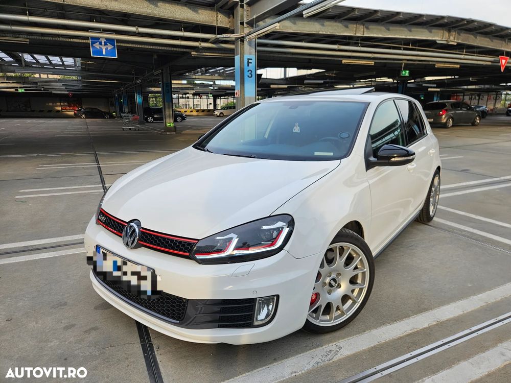 Volkswagen Golf 2.0 GTI DSG - 1