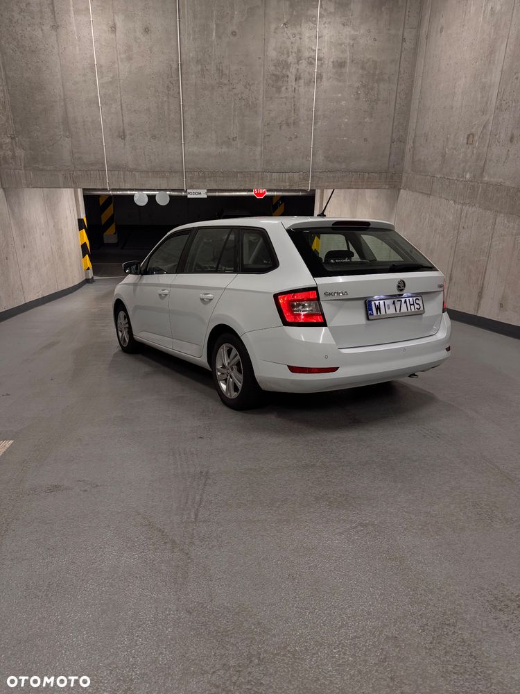 Skoda Fabia 1.0 Ambition - 4