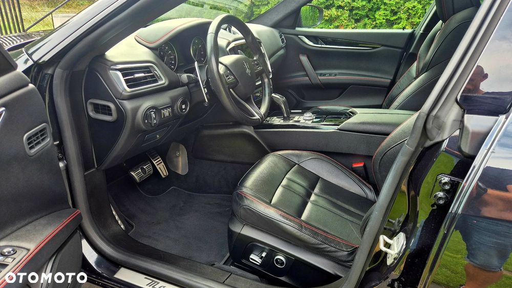 Maserati Ghibli Modena - 11