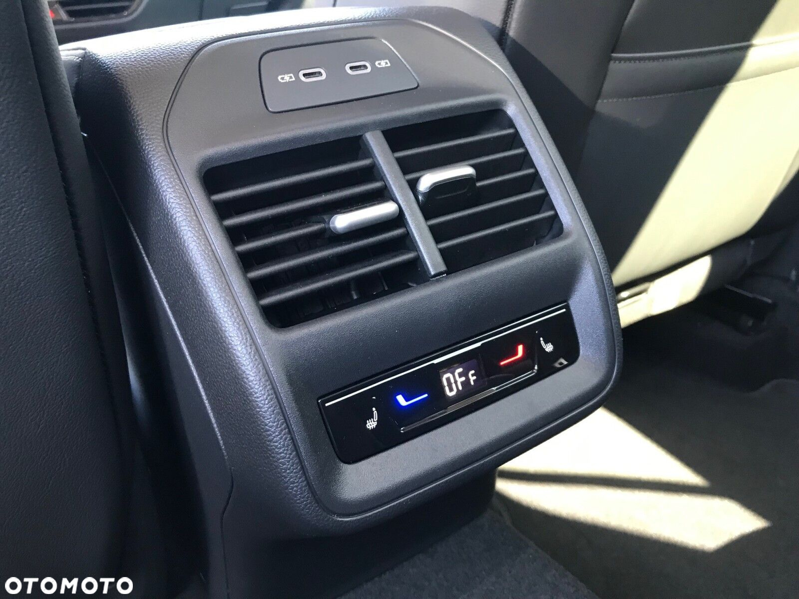Volkswagen Passat - 16