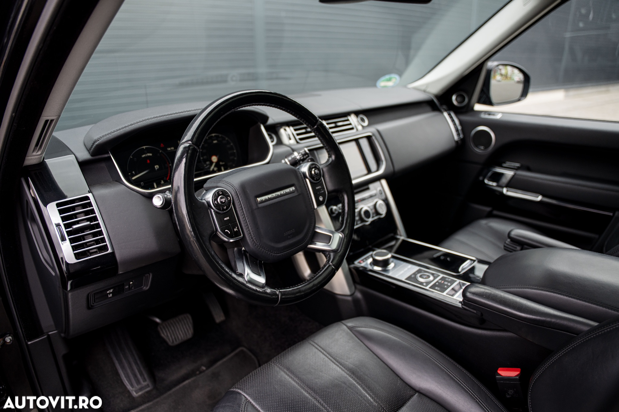 Land Rover Range Rover Vogue - 20