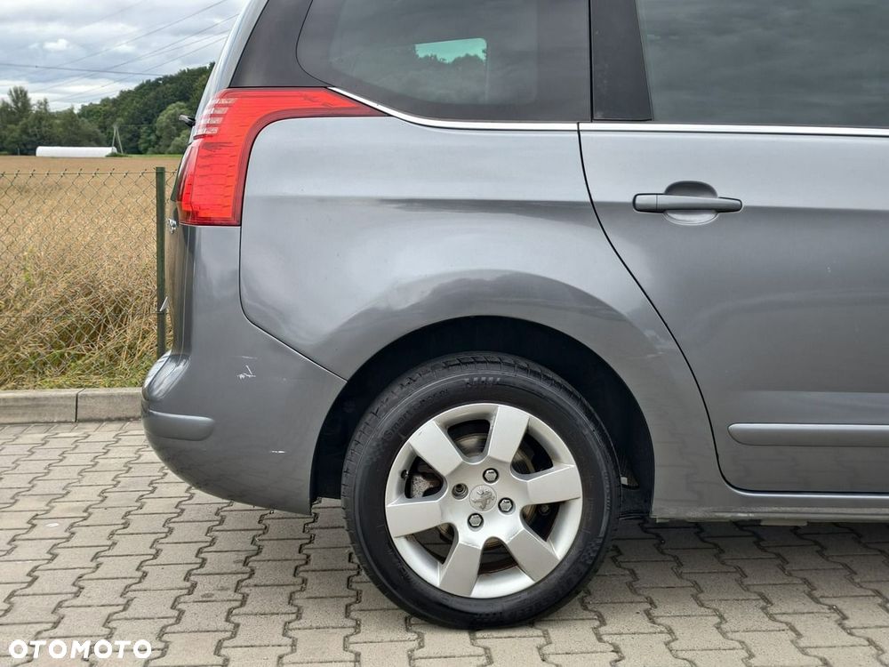 Peugeot 5008 - 21