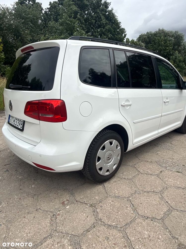 Volkswagen Touran - 6