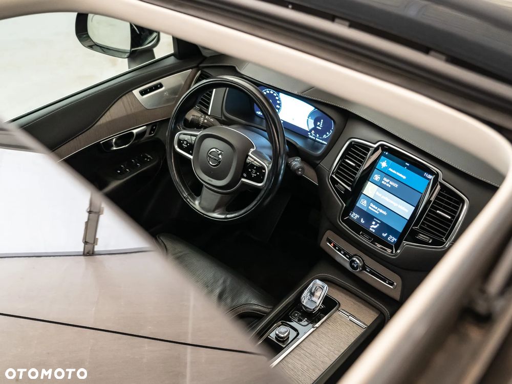 Volvo XC 90 T8 AWD Plug-In Hybrid Inscription 7os - 30