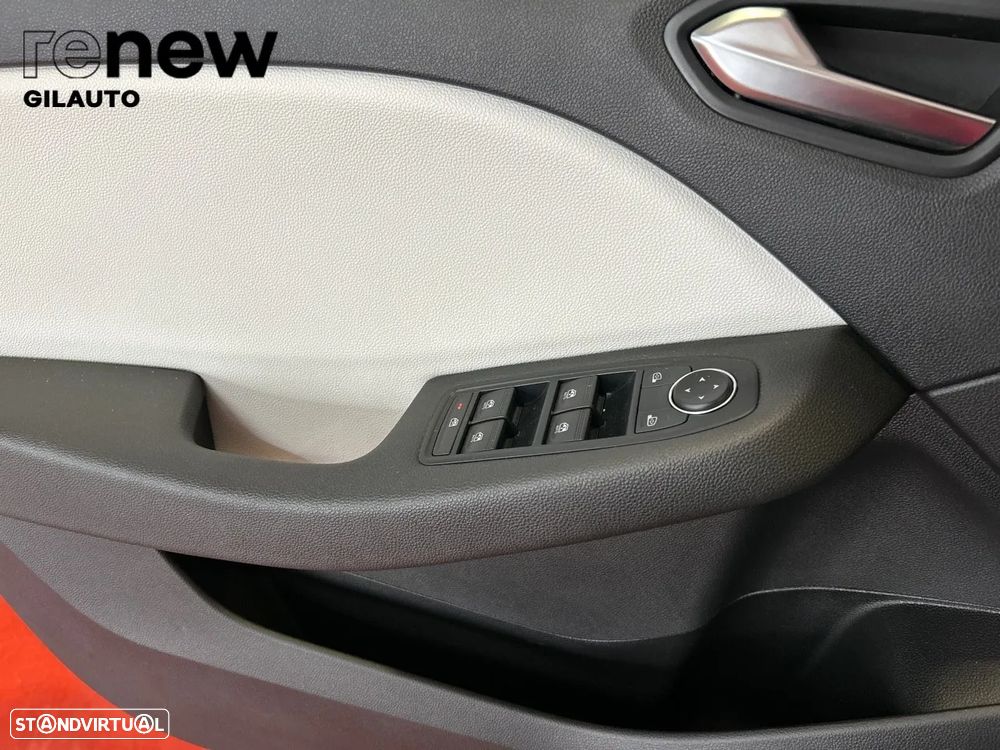 Renault Clio 1.0 TCe Techno Bi-Fuel - 20