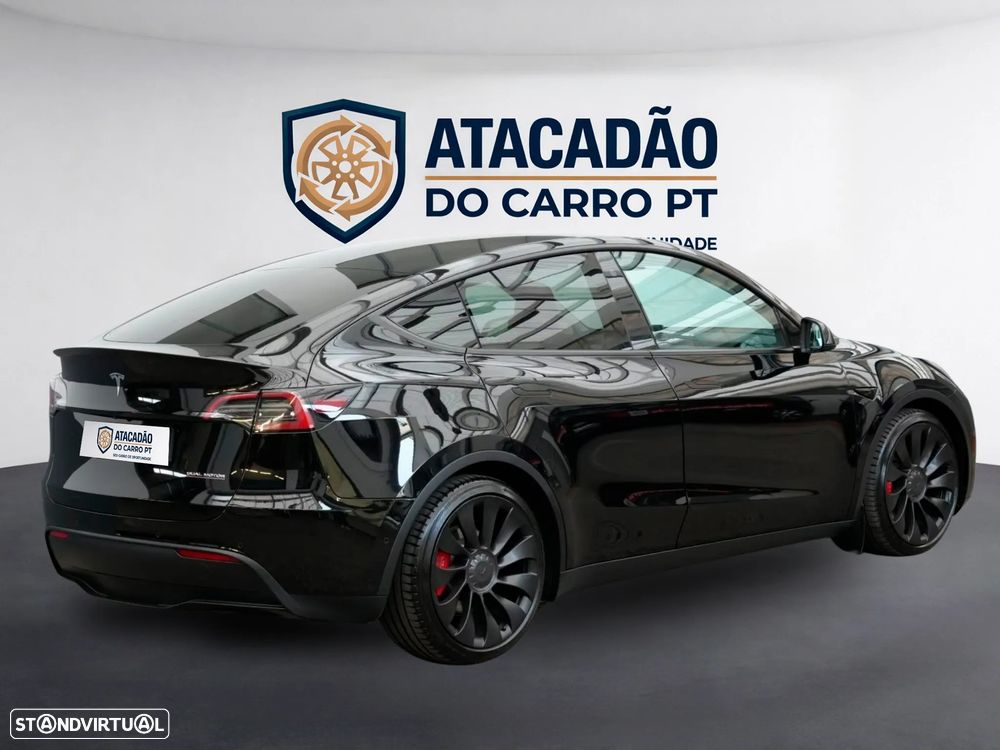 Tesla Model Y Performance Dual Motor AWD - 11