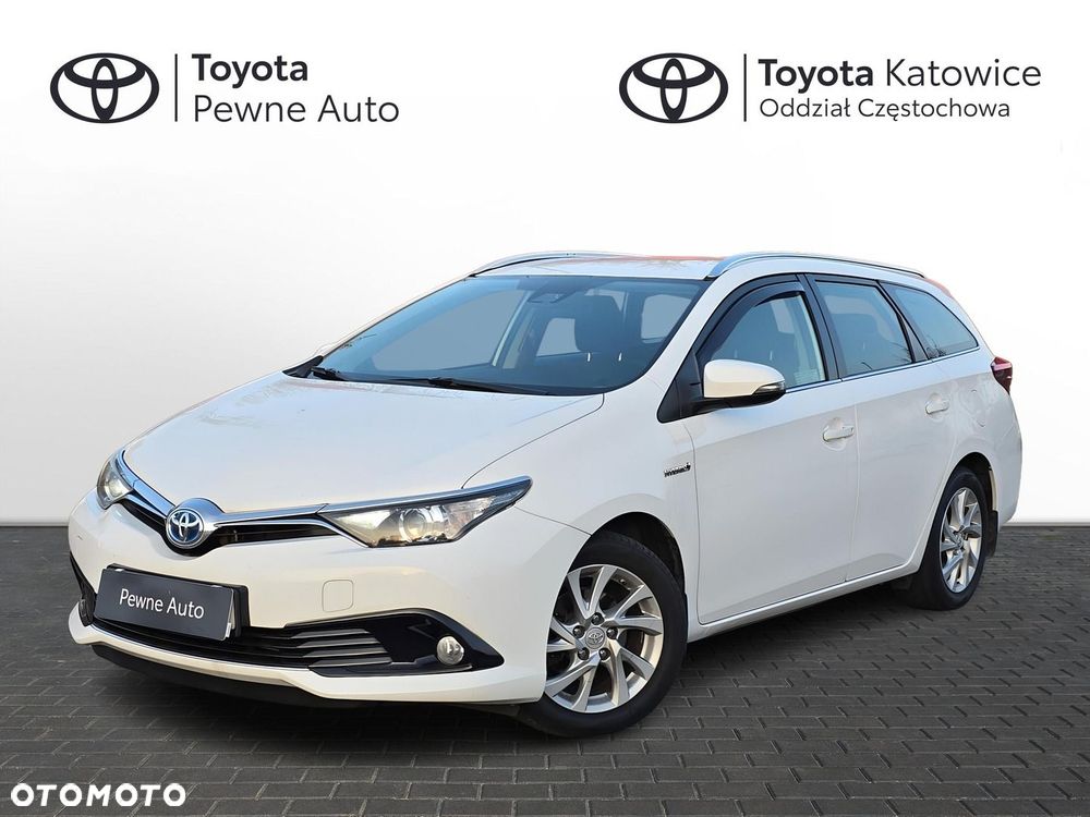 Toyota Auris Hybrid 135 Premium - 2