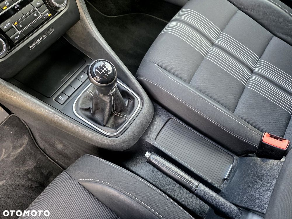 Volkswagen Golf 2.0 TDI Comfortline - 19