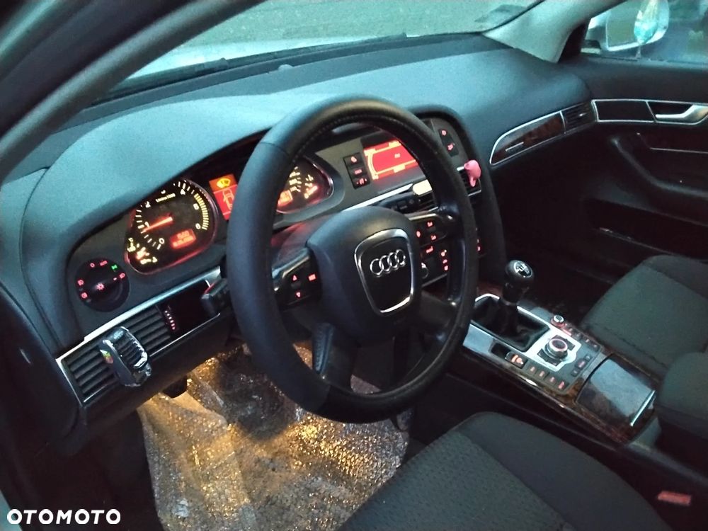 Audi A6 Limousine ver-a6-2-5-tdi - 9