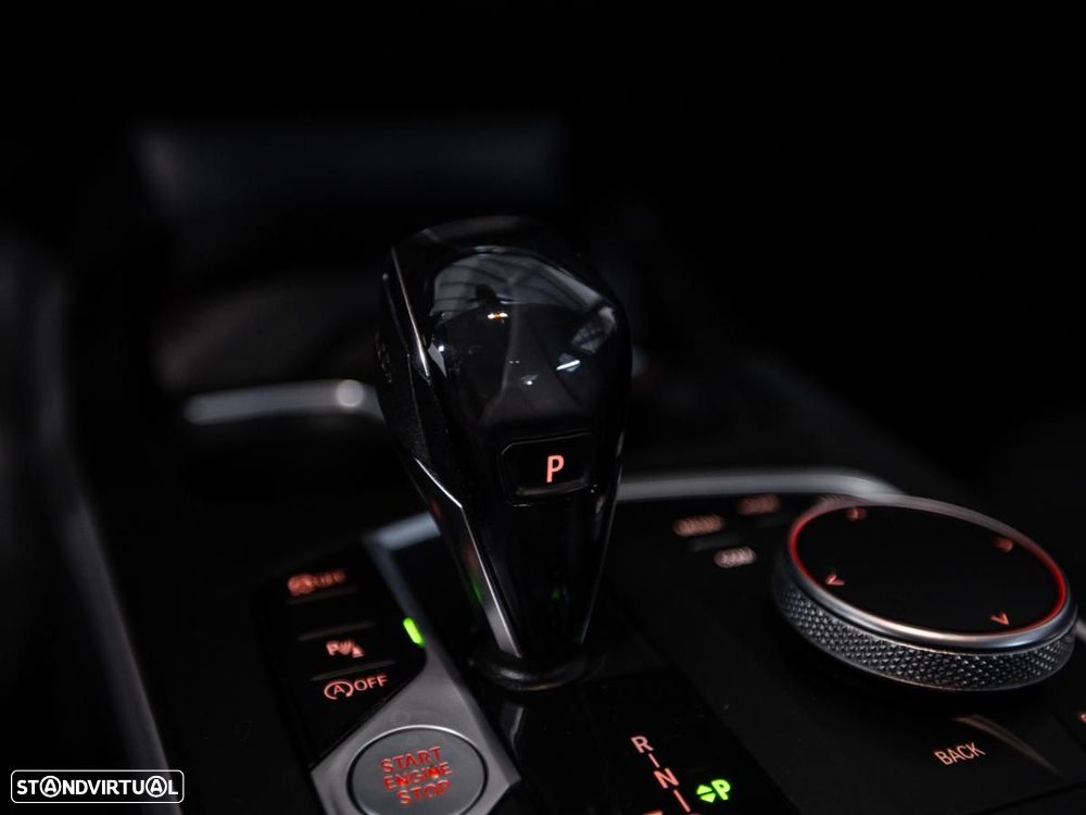 BMW 216 Gran Coupé d Advantage - 21