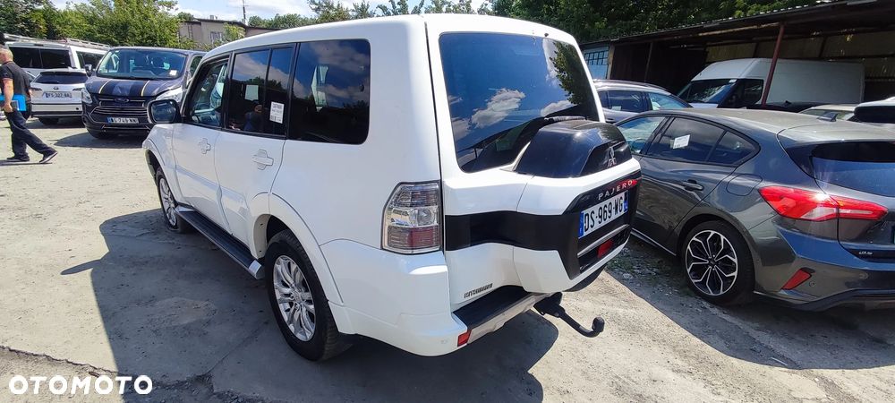 Mitsubishi Pajero 3.2 DID Instyle - 4