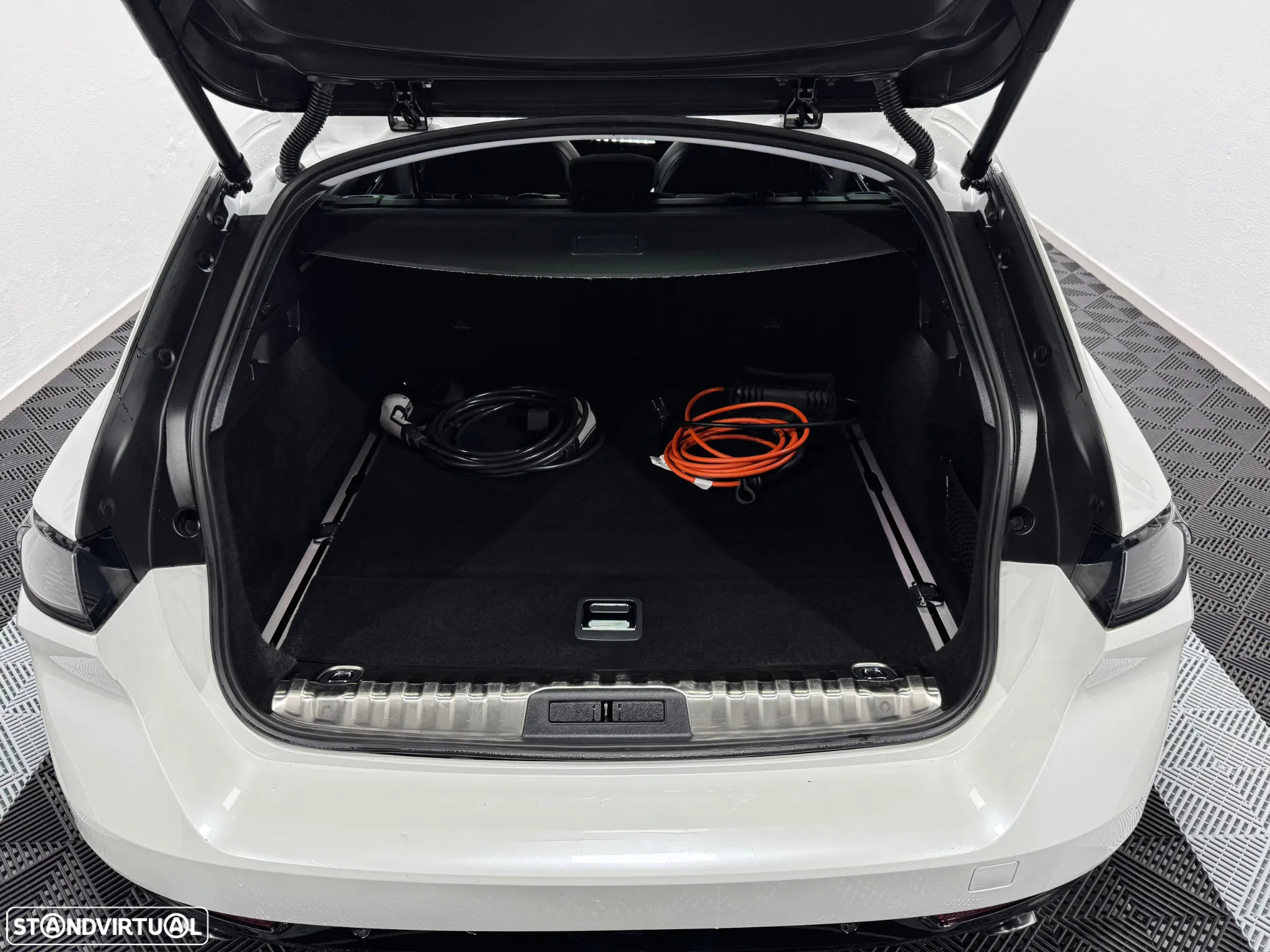 Peugeot 508 SW 1.6 Hybrid Allure e-EAT8 - 19