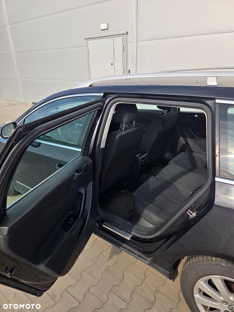 Volkswagen Passat - 21