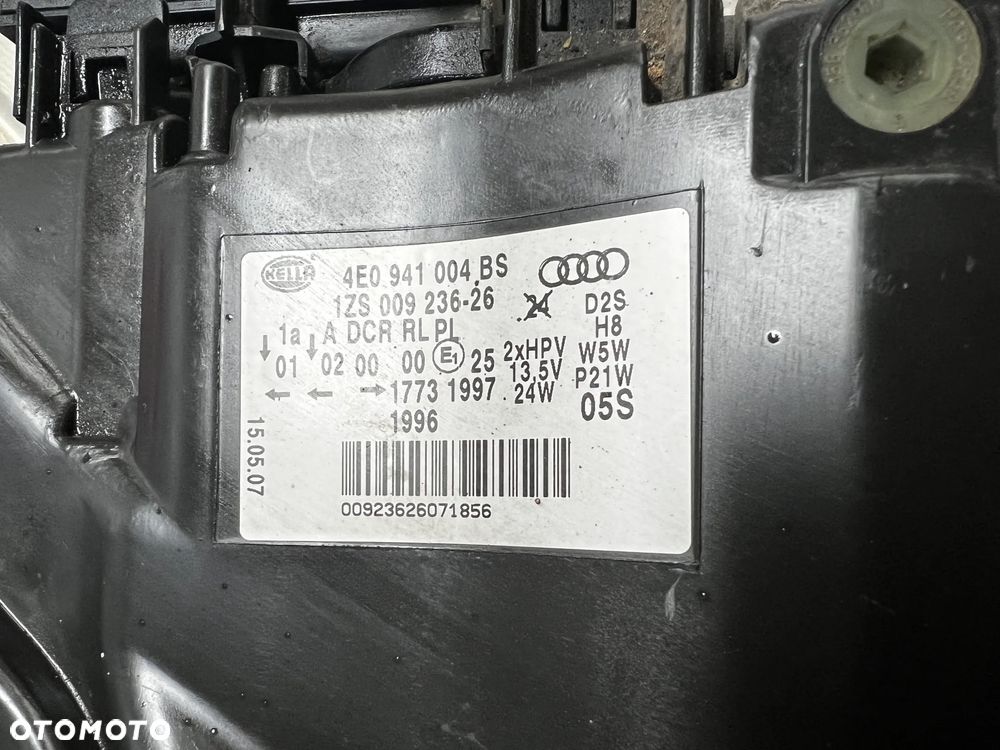 REFLEKTOR LAMPA PRAWY LEWY PRZÓD XENON A8 D3 LIFT 4E0941004BS 4E0941003BS - 4