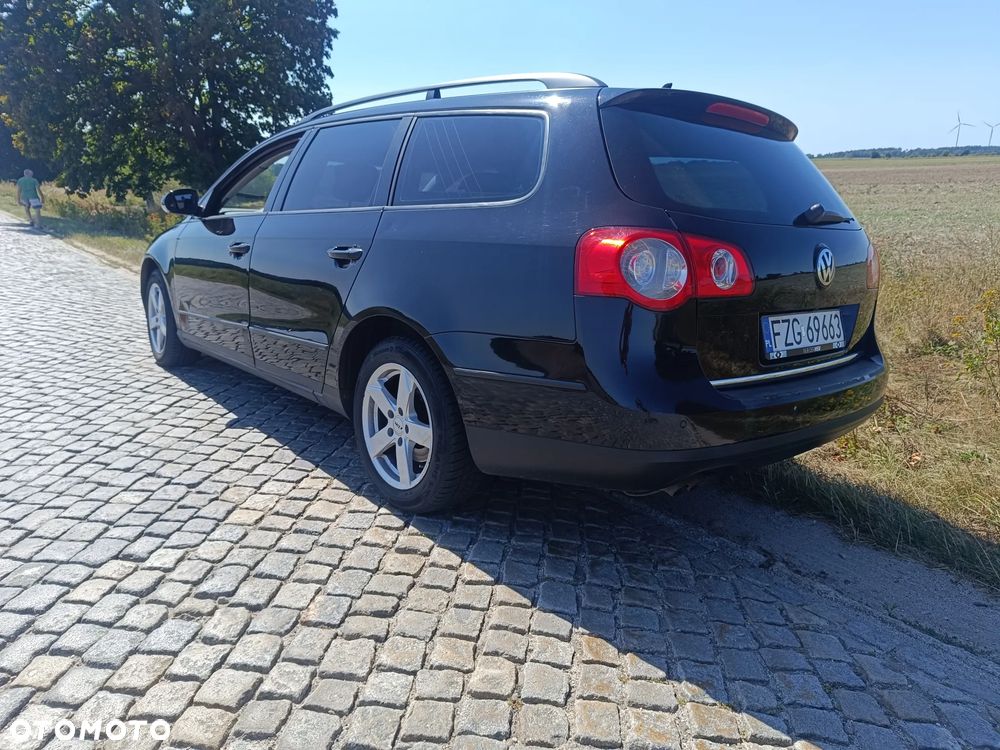 Volkswagen Passat 2.0 TDI DPF Comfortline - 4