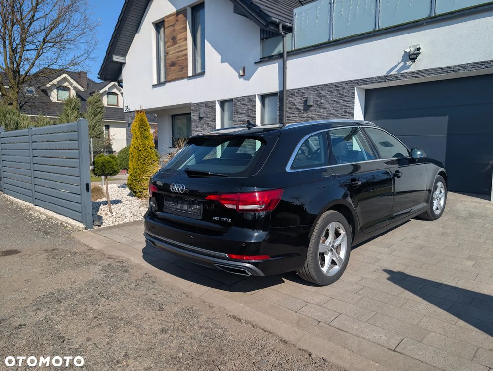 Audi A4 Avant 40 TFSI S tronic - 4