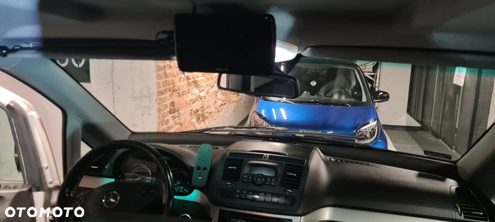 Mercedes-Benz Vito Shuttle 639.703 - 21