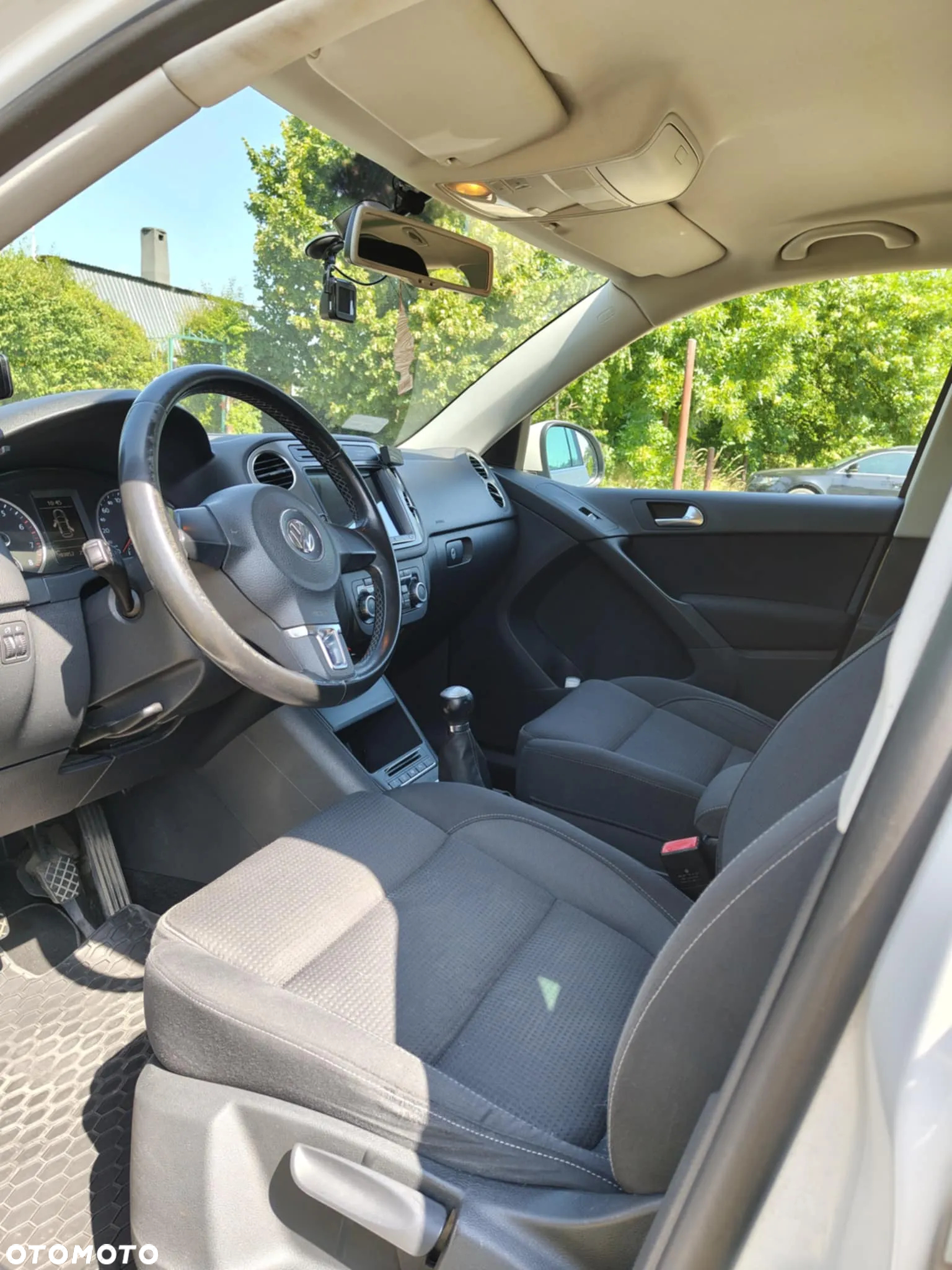 Volkswagen Tiguan - 8