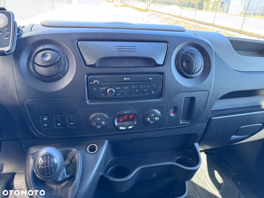 Renault Master - 15