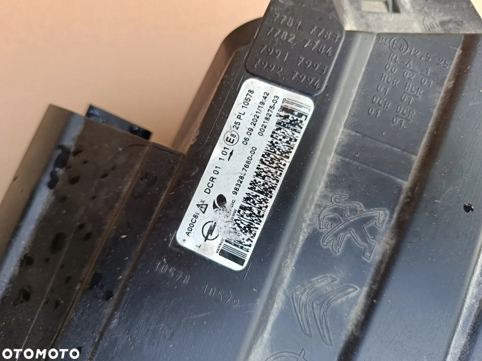 Bi-xenon przedni lewy Opel Zafira D + przetwornica - 3
