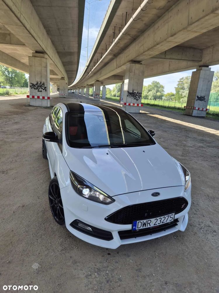Ford Focus 2.0 TDCi ST PowerShift - 6