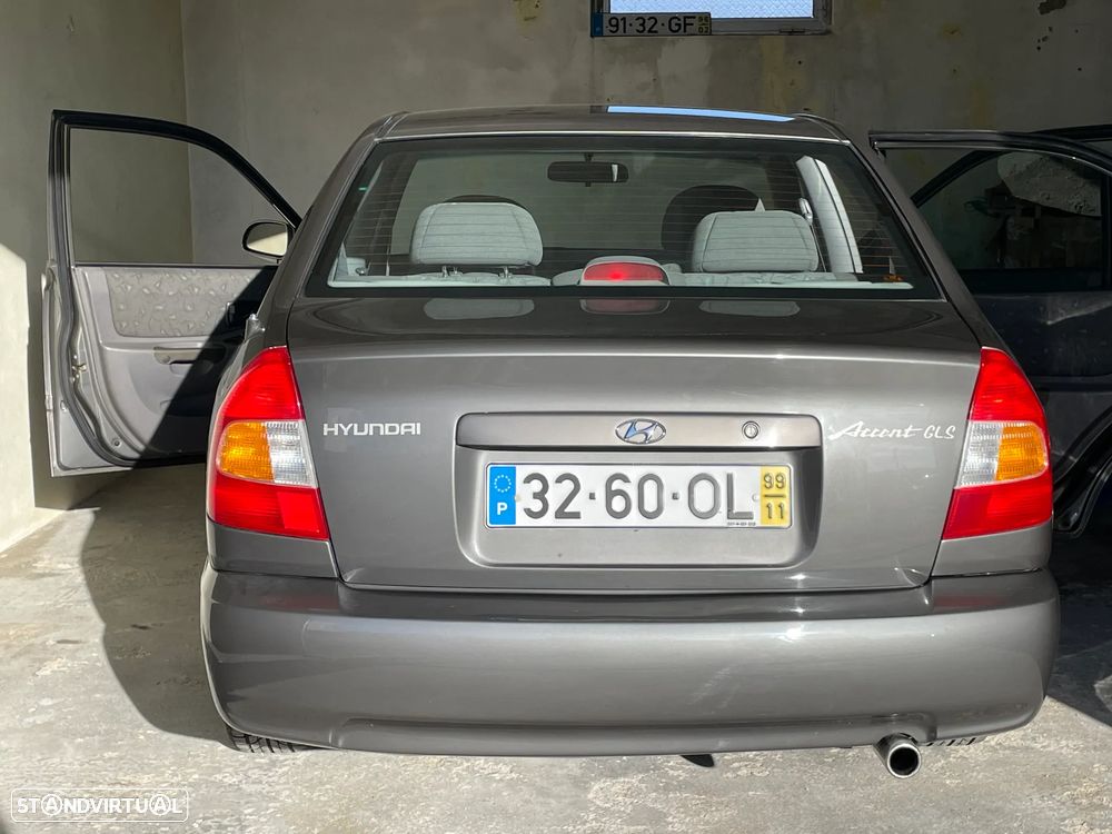 Hyundai Accent 1.3 GLS - 15