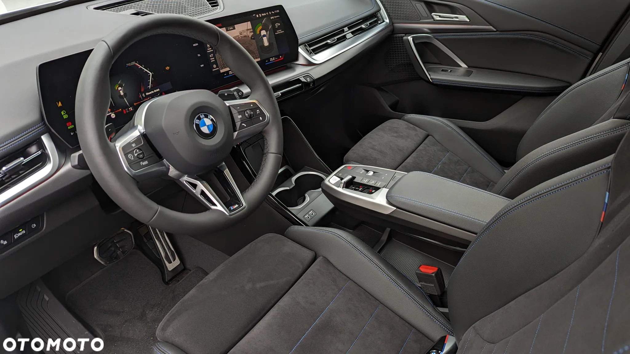 BMW iX1 xDrive30 66.5kWh M Sport - 13