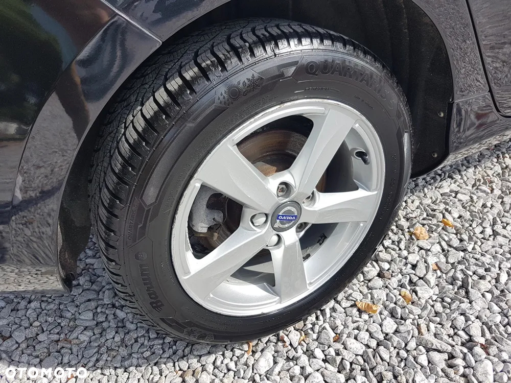 Volvo V40 D3 Kinetic - 9