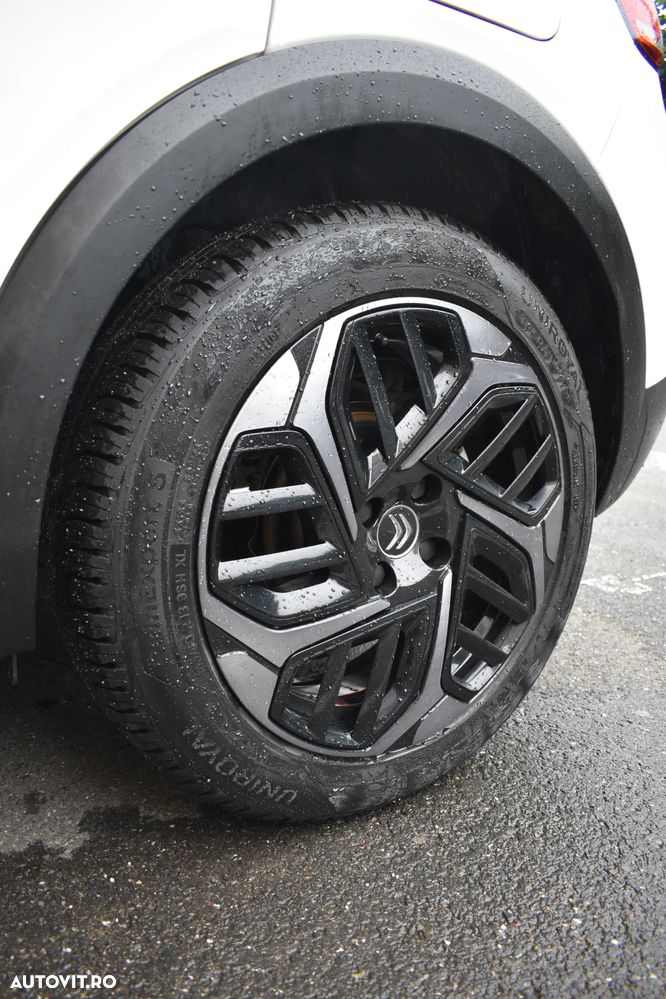Citroën C4 BlueHDi 130 Stop&Start EAT8 SHINE - 27