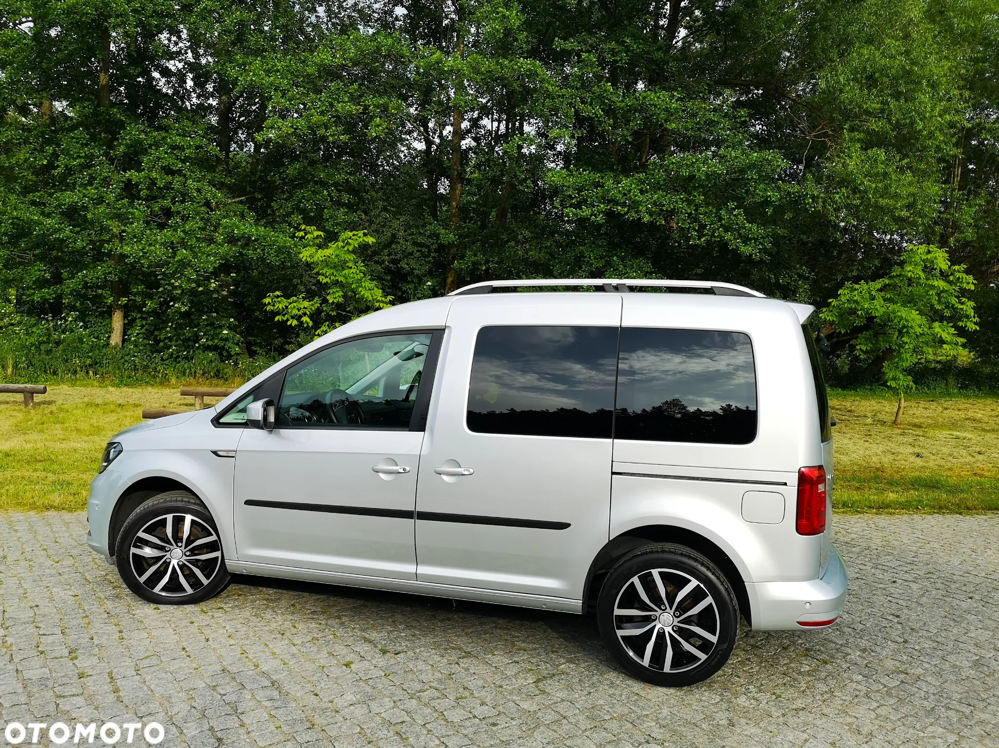 Volkswagen Caddy - 10