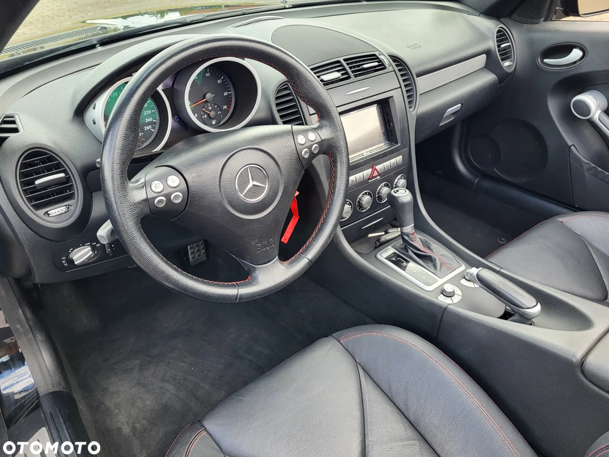 Mercedes-Benz SLK - 15