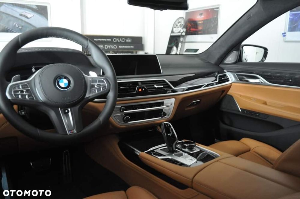 BMW Seria 7 740Ld xDrive mHEV - 4