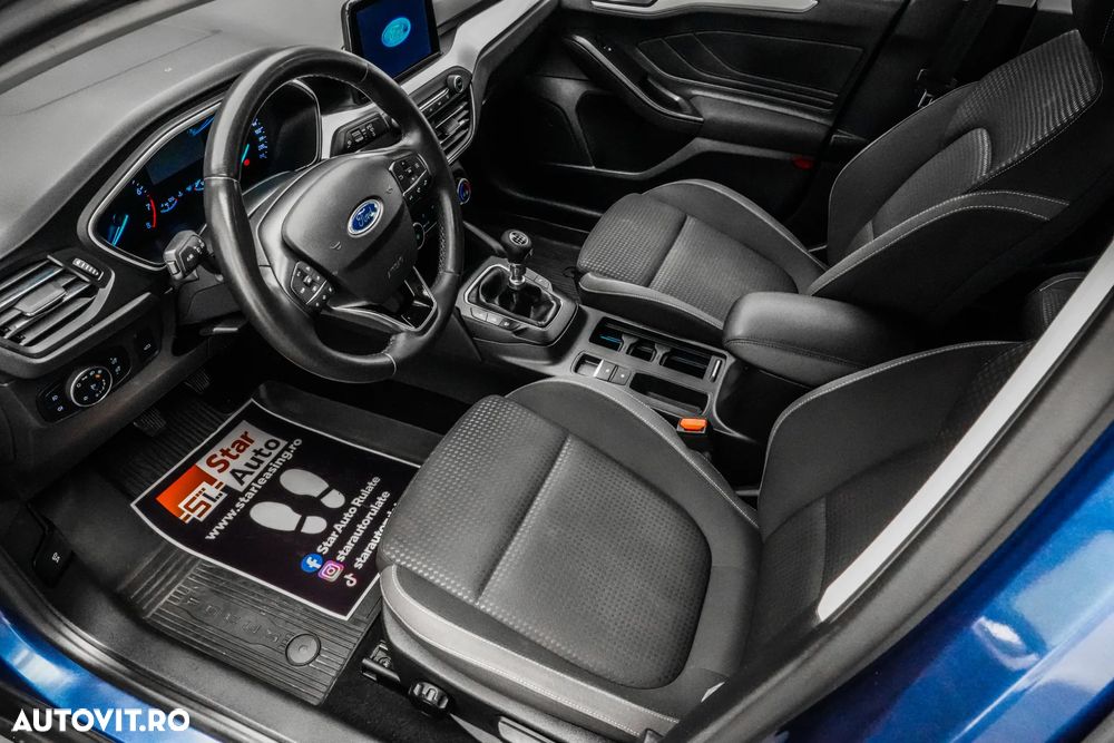 Ford Focus 1.0 EcoBoost Titanium Business - 11