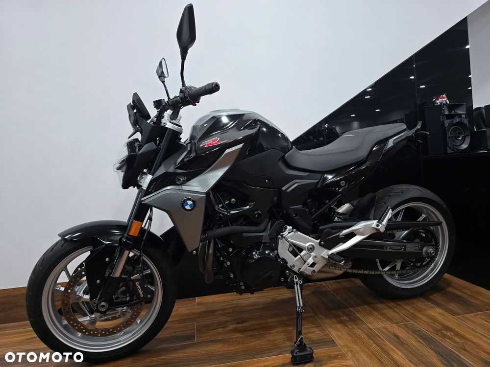 BMW F - 6