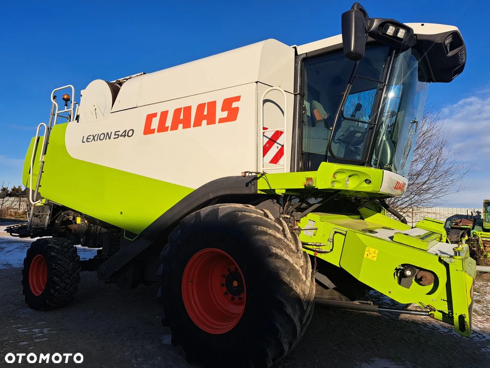 Claas LEXION 540 heder Vario V660