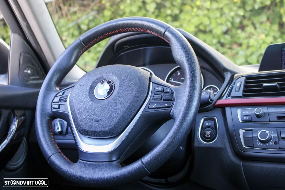 BMW 318 d Auto Line Sport - 13