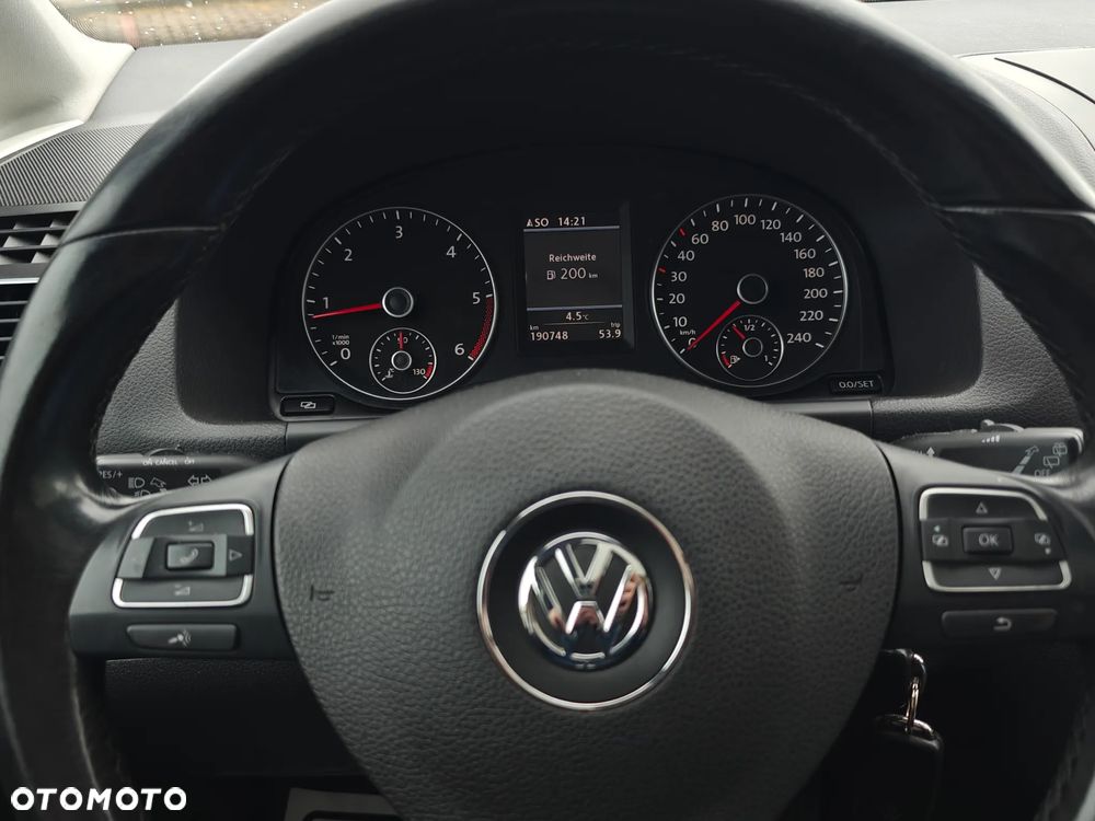 Volkswagen Touran 1.6 TDI DPF Highline - 9