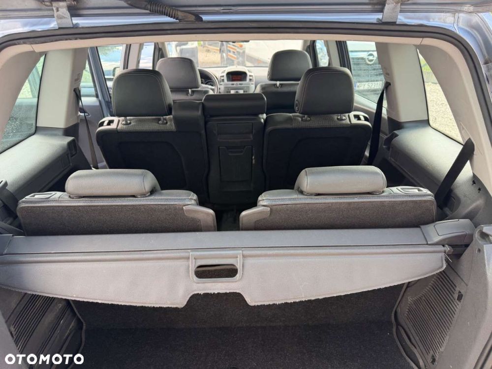 Opel Zafira - 39