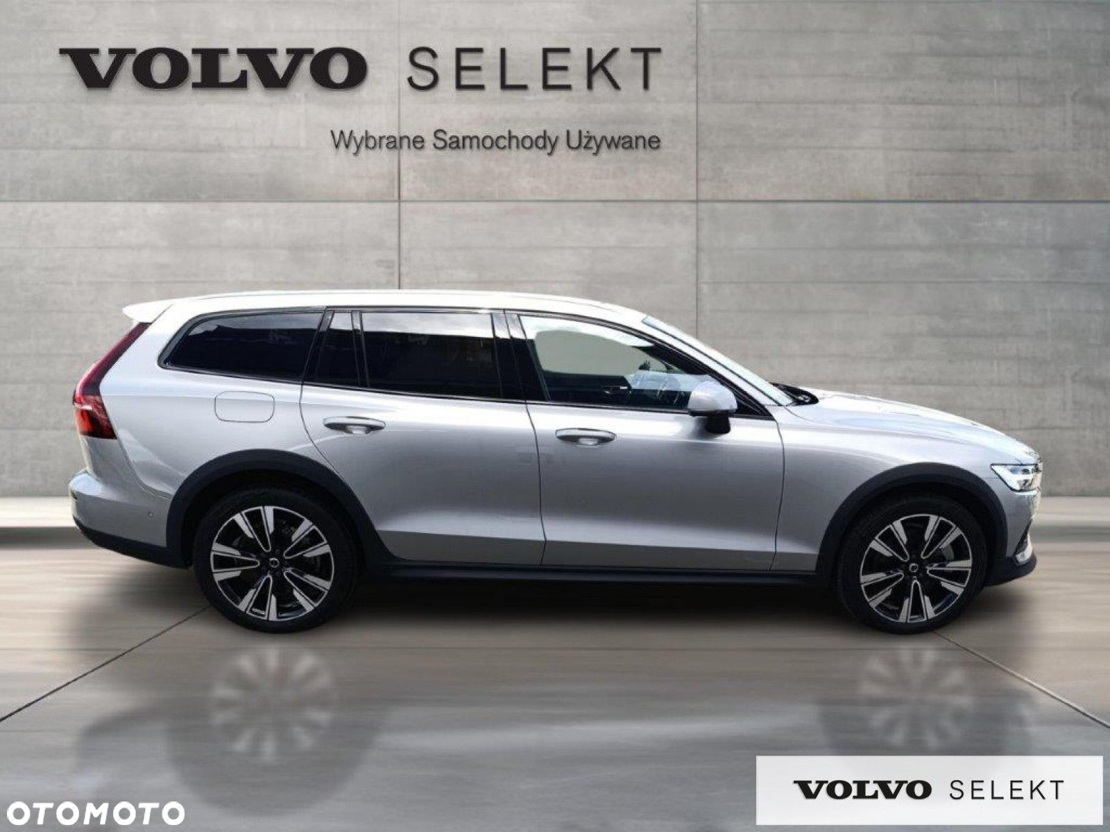 Volvo V60 Cross Country - 6
