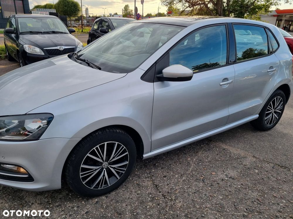 Volkswagen Polo 1.2 TSI Blue Motion Technology DSG Allstar - 3