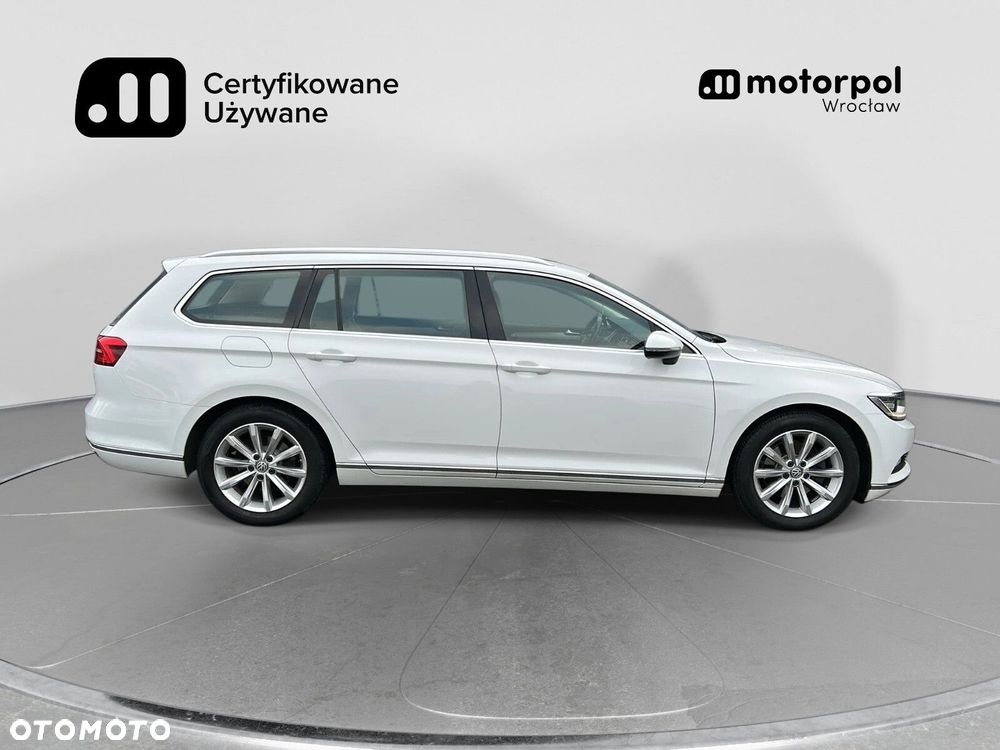 Volkswagen Passat - 14