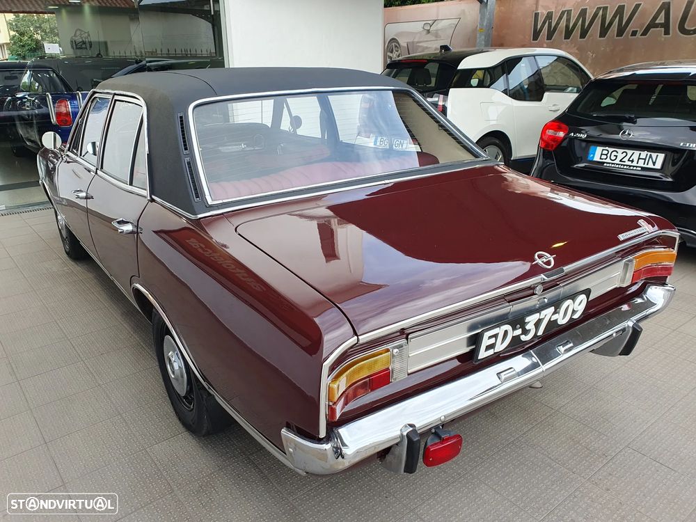 Opel Commodore 2500 4 door Sedan - 6