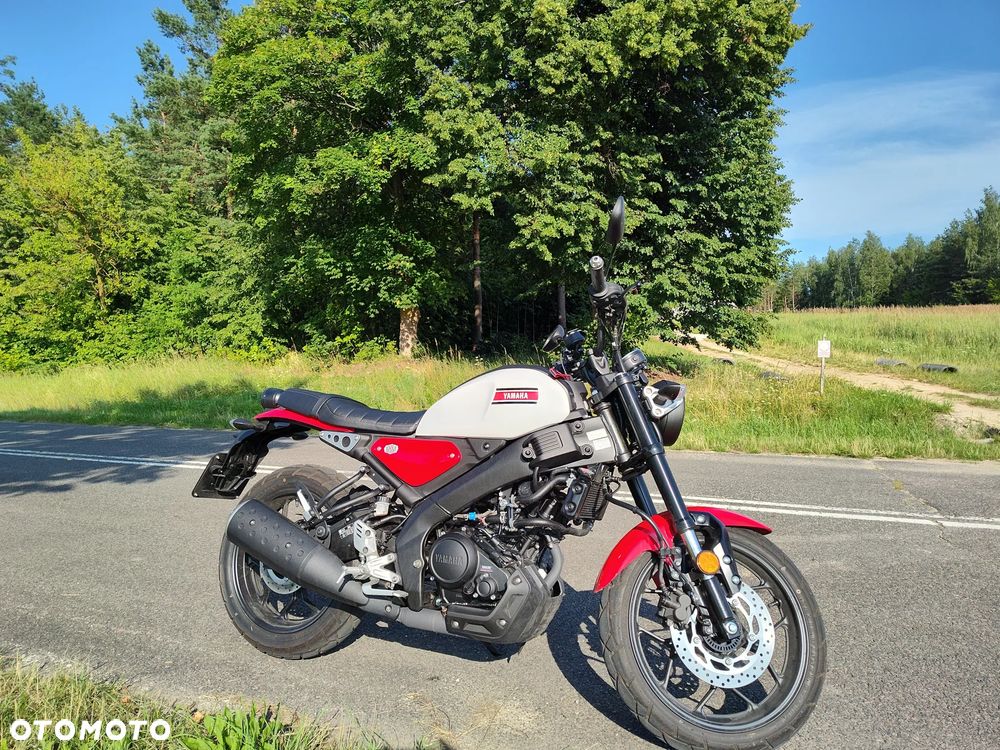 Yamaha XSR - 10