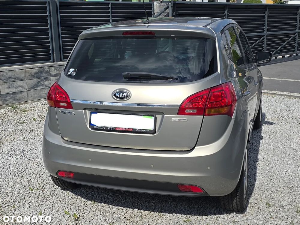 Kia Venga 1.4 CVVT Business Line - 9