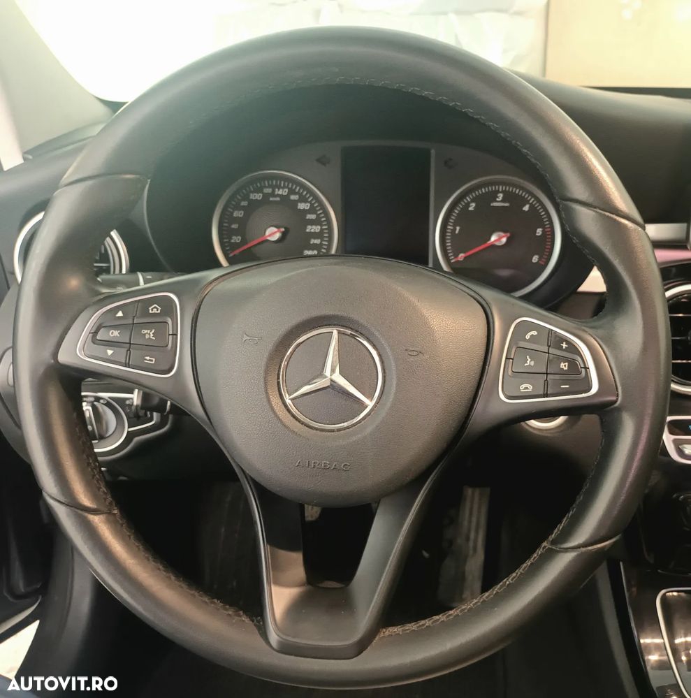 Mercedes-Benz C 200 d - 13