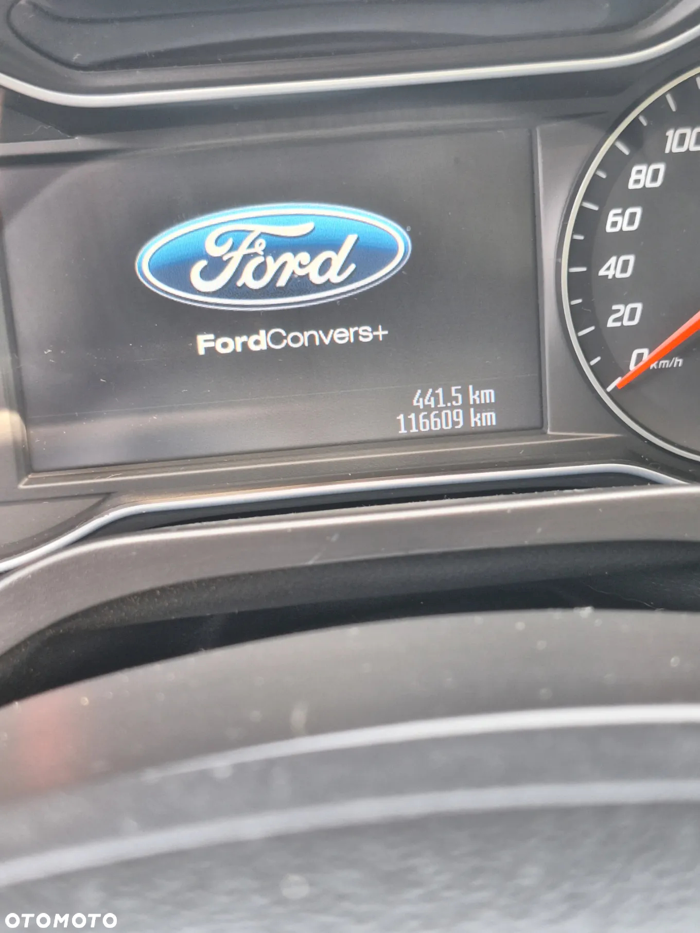 Ford S-Max - 12