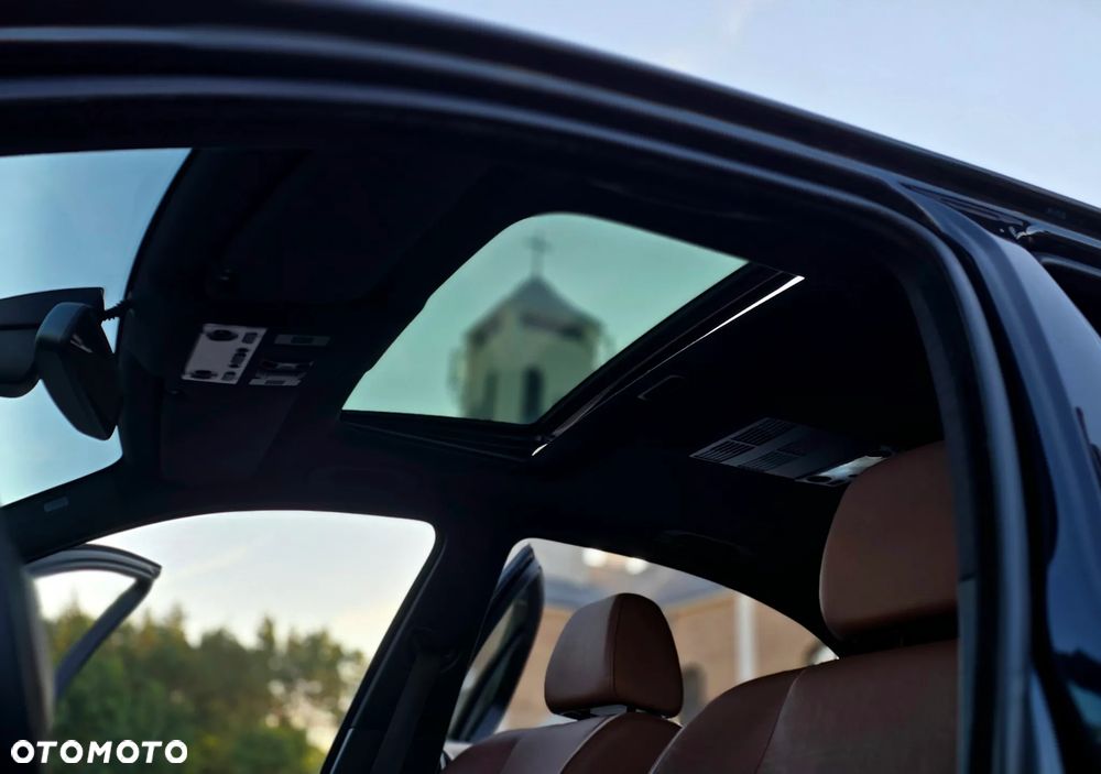 BMW Seria 5 530d Edition Sport - 33