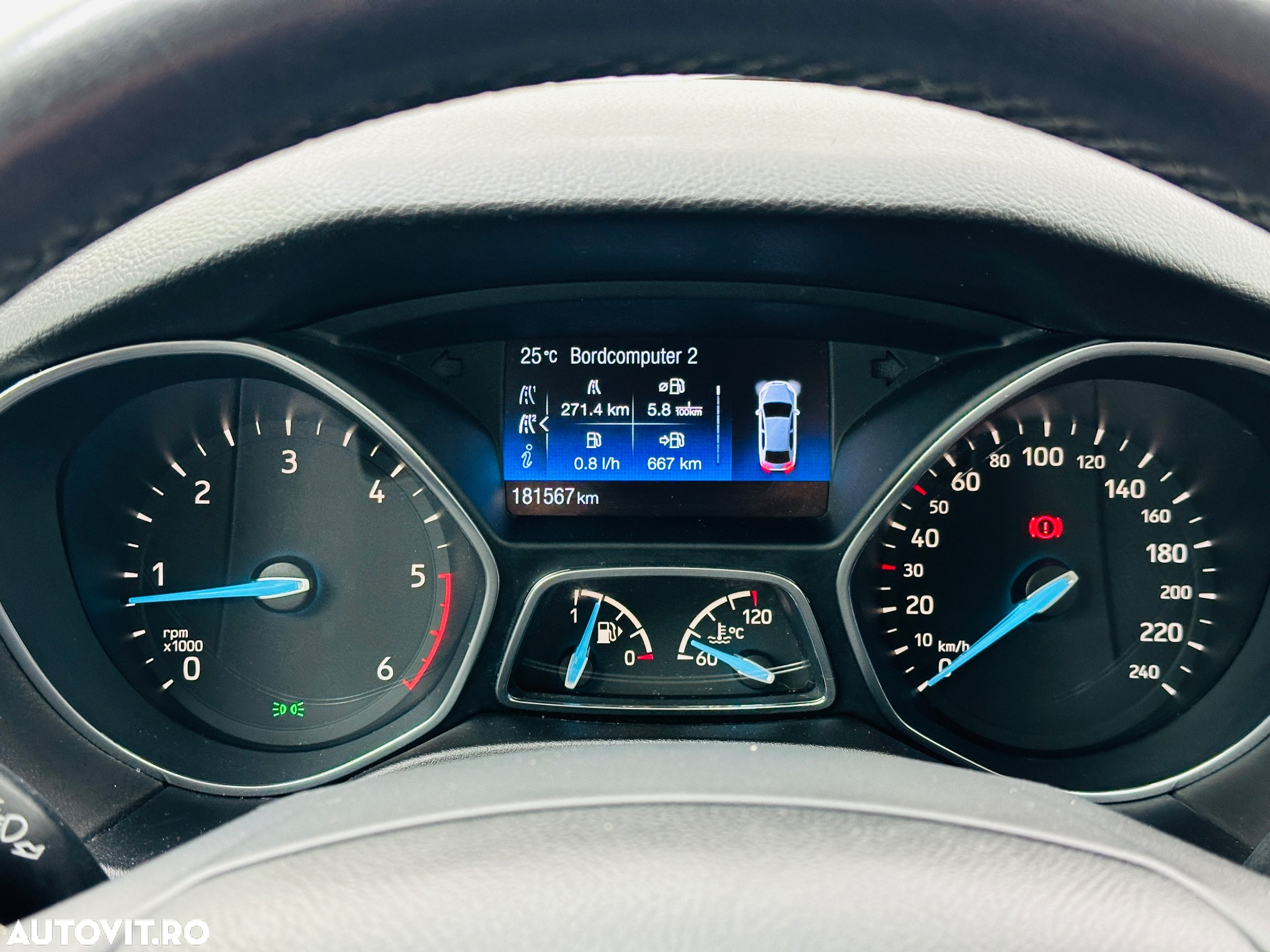 Ford Focus - 30